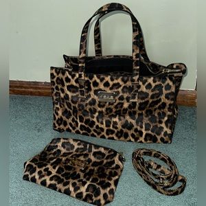 BEBE Los Angeles Tote & Cosmetic Bag Set